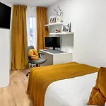 Moderne In * נירנברג